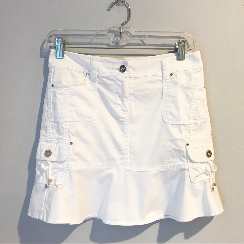 White House Black Market White Mini Skirt Size 0